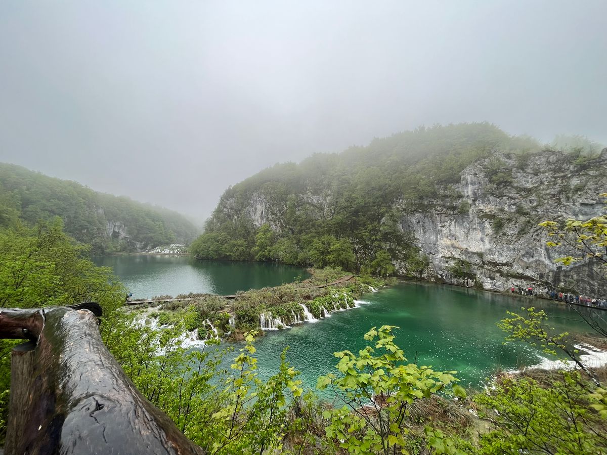 世界遺産プリトヴィッツェ湖群国立公園 日帰りプライベートツアー 昼食