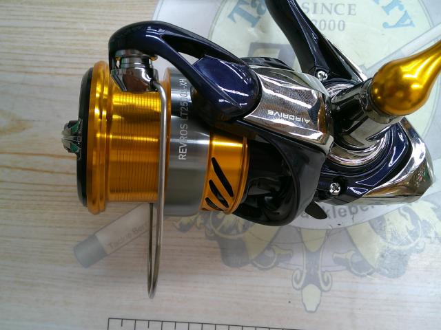 24レブロス LT2500S-XH｜＠ベリーネット 日本最大新品中古釣具WEBショップ