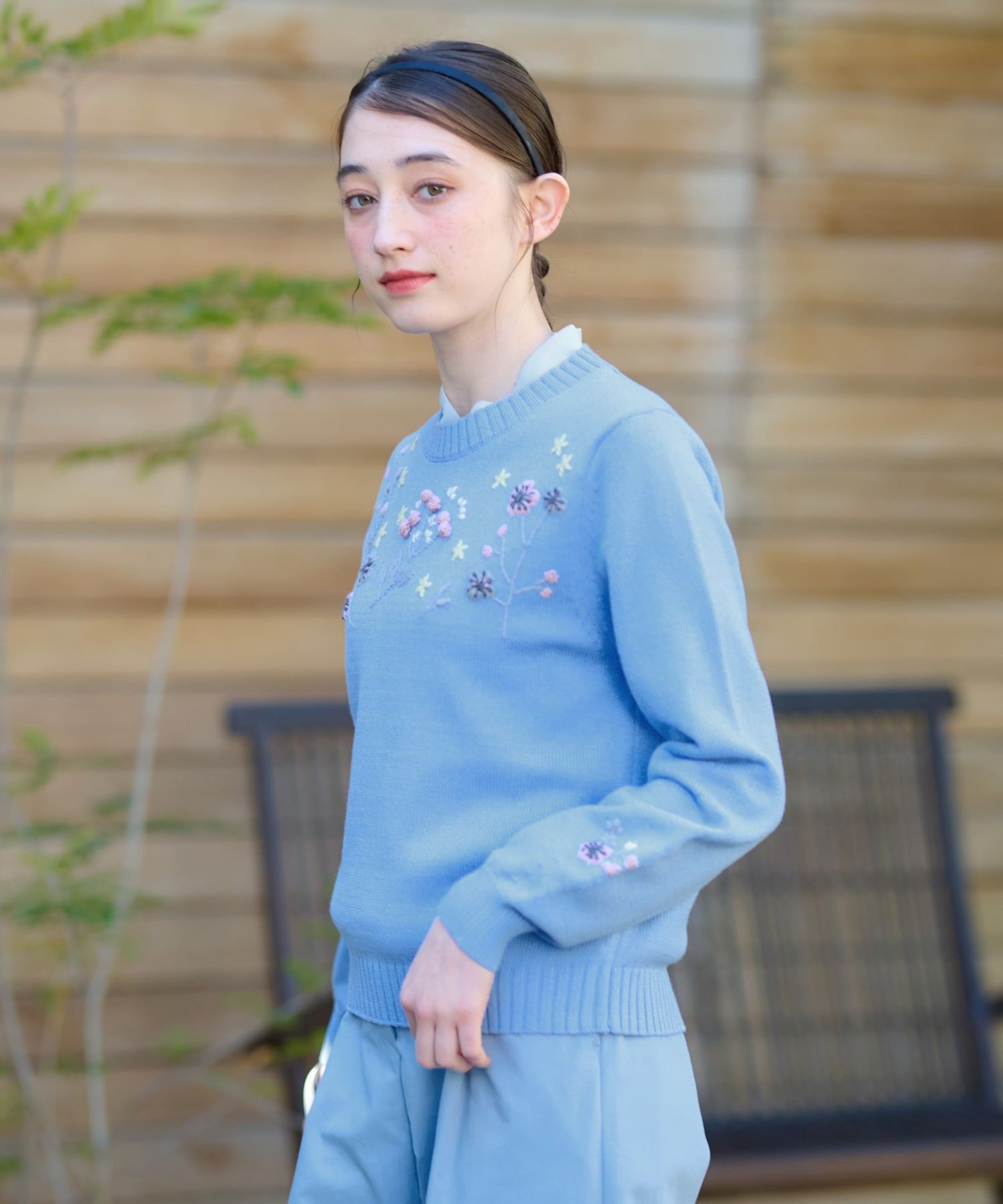 洗える 花刺繍ニット|キャラ・オ・クルス | レリアン公式オンラインストア