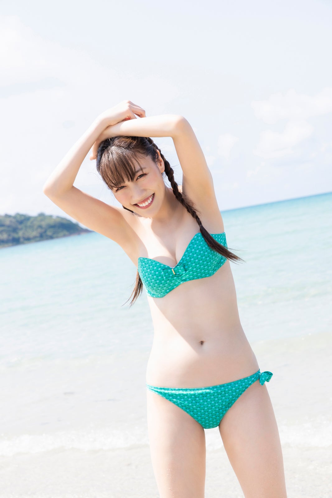 ももクロ高城れに、1st写真集発売決定 人生初水着＆ランジェリーカット