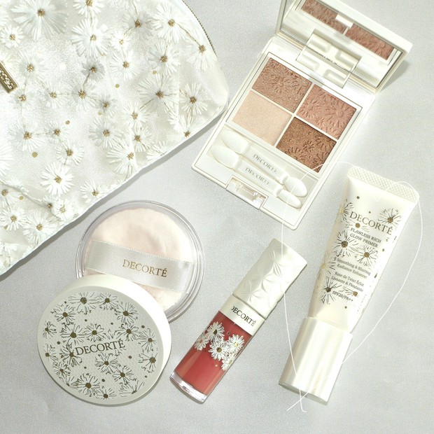 クリスマスコフレ2024】11/1発売！コスメデコルテのメイクアップコフレ