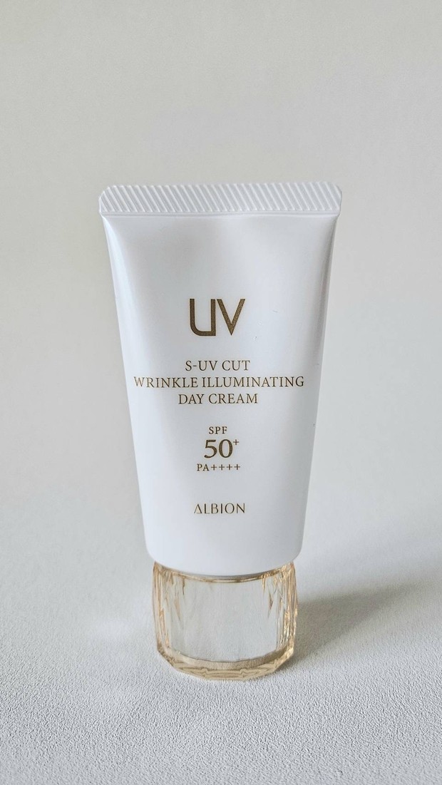 ハイスぺ＆つけ心地大優勝！アルビオンのデイクリームで肌投資【マキア