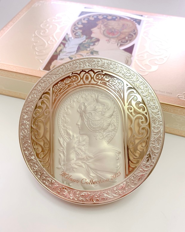 ミラノコレクション フェースアップパウダー 2025をエディターが