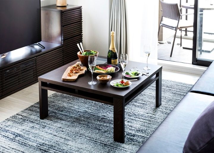 ガラス・ローテーブル 800×800 正方形～収納付き～モダンアジアン