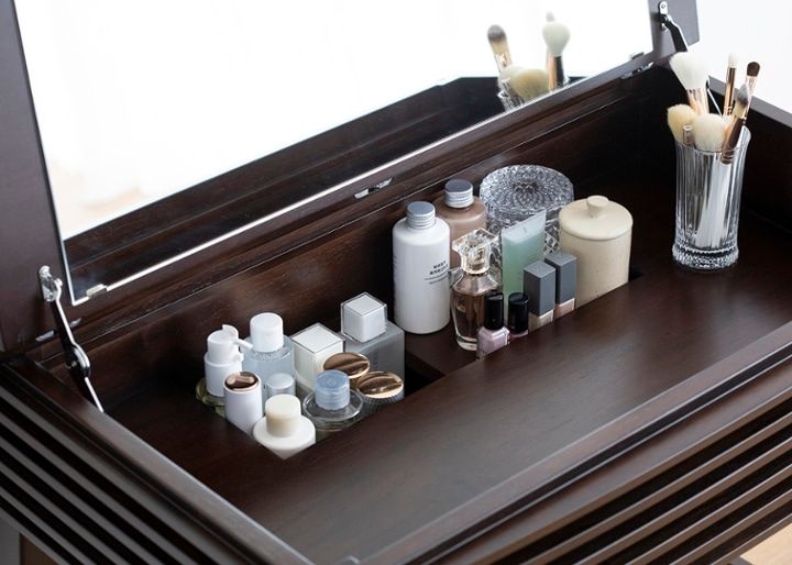 ルーバー・ドレッサー～洗練されたモダンアジアンな空間を演出～ | a