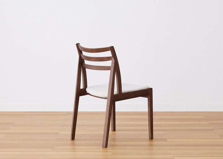 セイル・ダイニングチェア (GB)～ダイニングチェア～海風と波に乗って