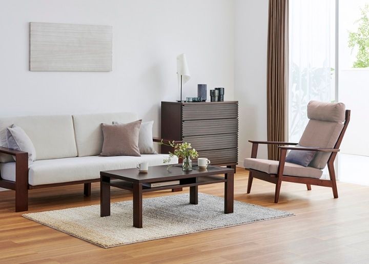 ウッド・ラウンジチェア ～特等席のような、抜群の座り心地を実現した