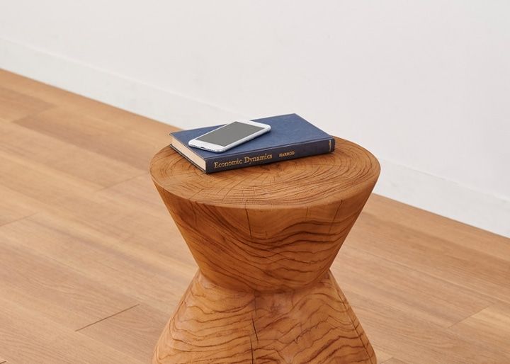 DIAVOLO STOOL (NATURAL)～オブジェのようなユニークなフォルム～ | a