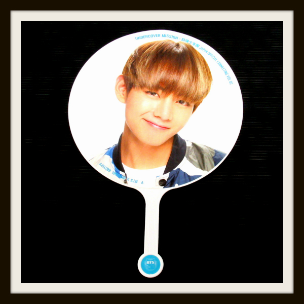 BTS テヒョン うちわ wings final S様専用 BTS テヒョン うちわ ソウル