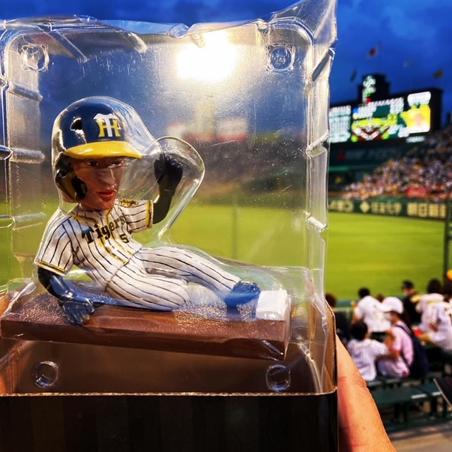 阪神タイガース ボブルヘッドフィギュア 岡田監督 2023年 リーグ優勝