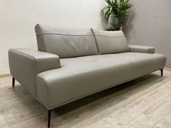 目立った傷や汚れなし】超美品！＋CASAで約80万円で購入 最高級本革