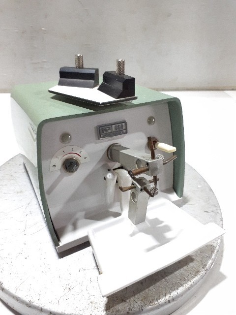 歯科技工 ロッキースポットウェルダー660Ⅲ