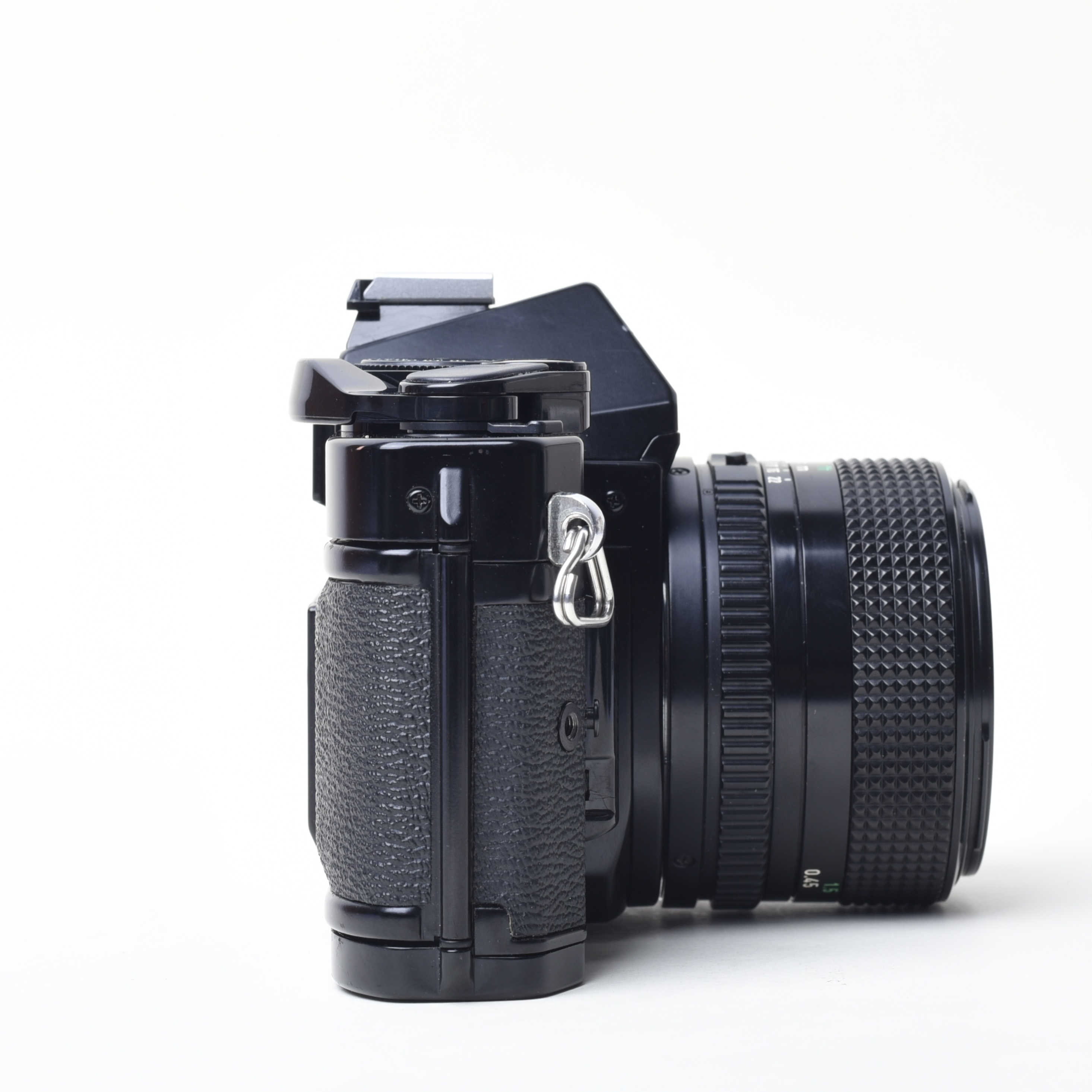 Canon AE-1 Program 配置Canon New FD 50mm f1.4 | Holiday Camera