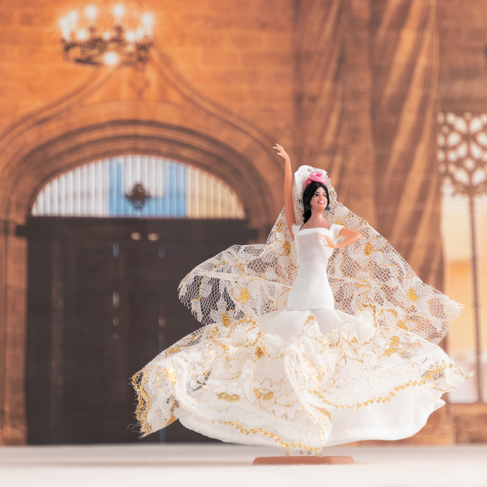 スペイン製 フラメンコドール フラメンコ衣装 白 人形 Marin社