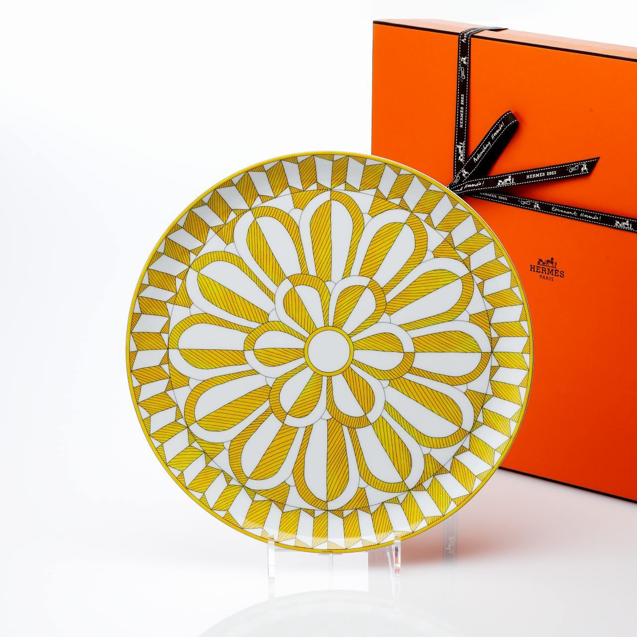 HERMES エルメス ソレイユ・ドゥ・エルメス タルトプラッター 32cm