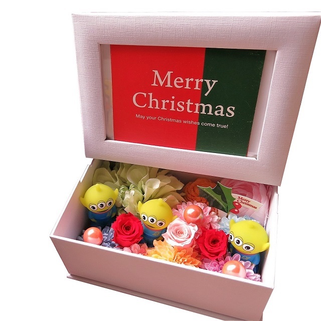 成人祝い 彼女 トイストーリー リトルグリーンメン3個入り 花束風 写真