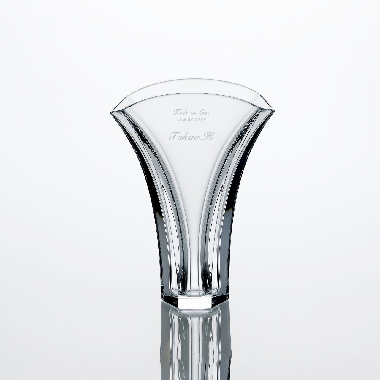 バカラ フラワーベース（花瓶） ギンコベース 18cm／名入れ彫刻代込み