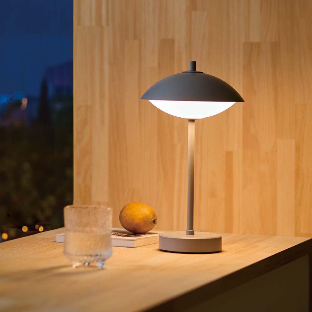 クラムポータブルランプ［Fritz Hansen・フリッツ・ハンセン/デザイン