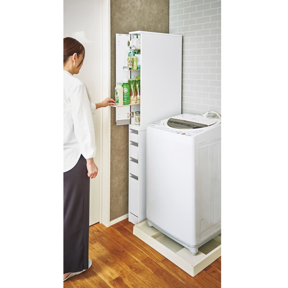 サイズが豊富な光沢すき間収納庫 幅15cm・奥行55cm スライド可動棚