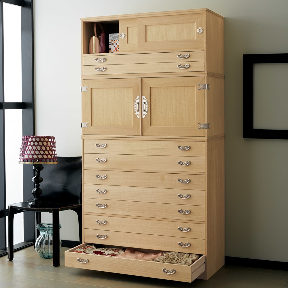 大幅値下げセール中！民芸家具桐材多引き出しチェストタンスC70㎝×41