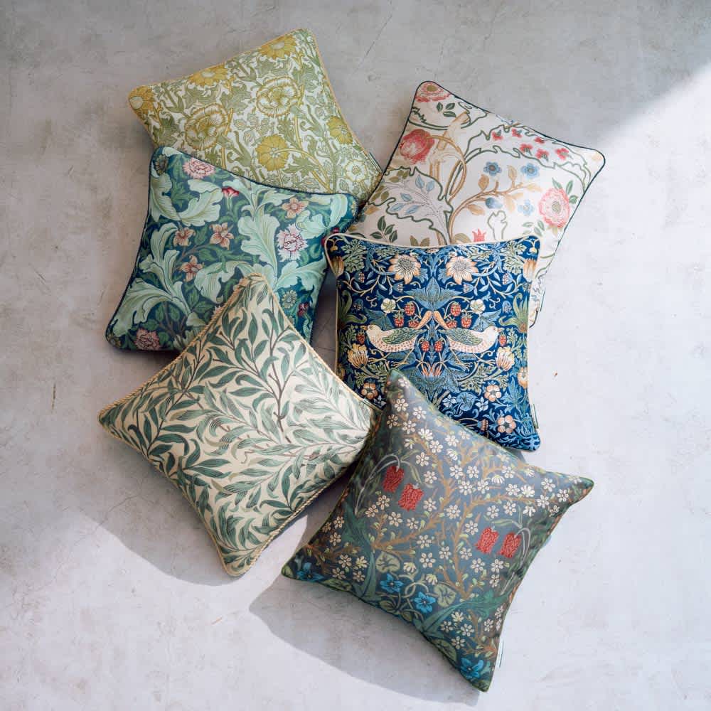 モリスデザインスタジオ ジャカード織クッションカバー〈いちご泥棒