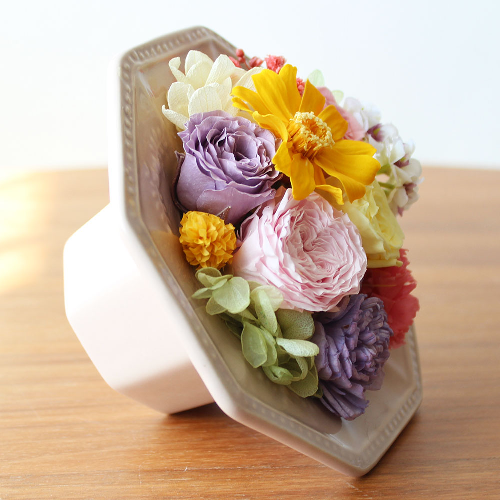 プリザーブドフラワー「Cheerful Frame」｜フラワーギフト通販なら