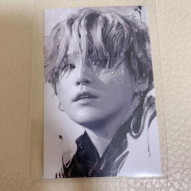 防弾少年団(BTS) - BTS ユンギ モノクロ イラスト トレカの通販 by
