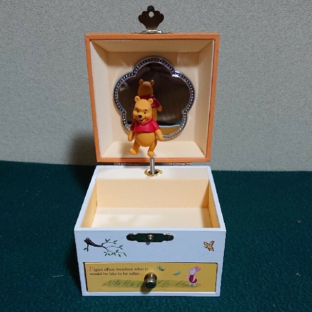 くまのプーさん - くまのプーさんのオルゴール付き小物入れ ‼️の通販