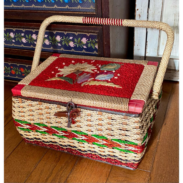 レトロ&ファンシー ワンハンドルソーイングバスケット セロ縄 裁縫箱