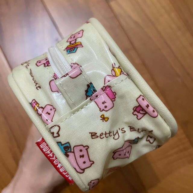 BETTY'S BLUE - べティーズブルー Betty's blue ペンケース ポーチ