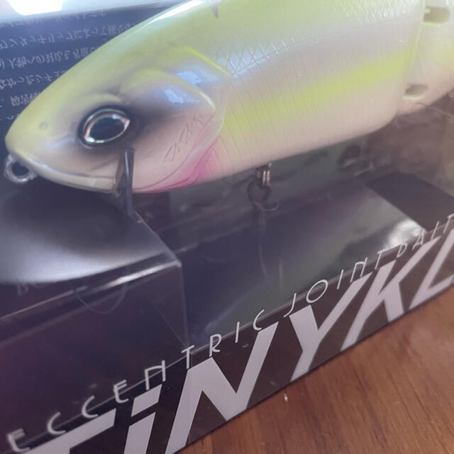 DRT】タイニークラッシュ クイーン 新品未使用の通販 by POKA｜ラクマ