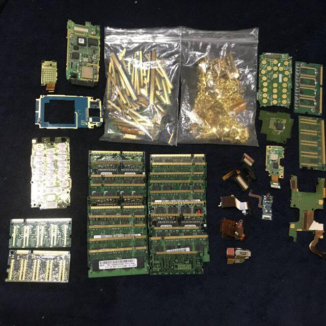 都市鉱山 PCメモリ24枚 ＋メモリ金メッキ端子部分 ＋ 金製品 ＋ 基盤の