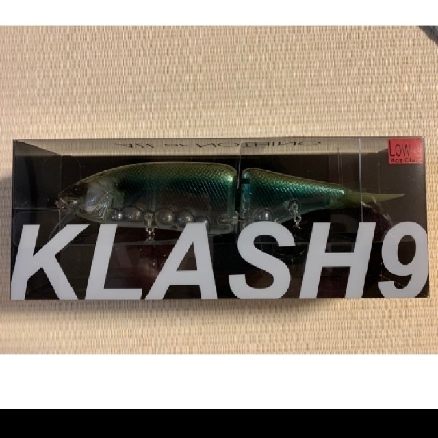 クラッシュ9 新品未使用の通販 by (^.^)'s shop｜ラクマ