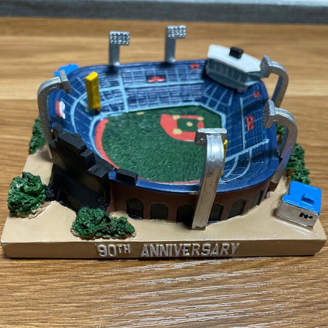 東京ヤクルトスワローズ - 明治神宮球場 レプリカ フィギュアの通販 by