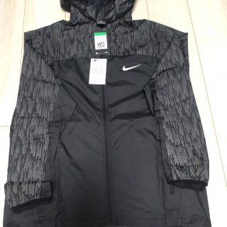 NIKE - ウインドブレーカーの通販 by mako-tom's shop｜ナイキならラクマ
