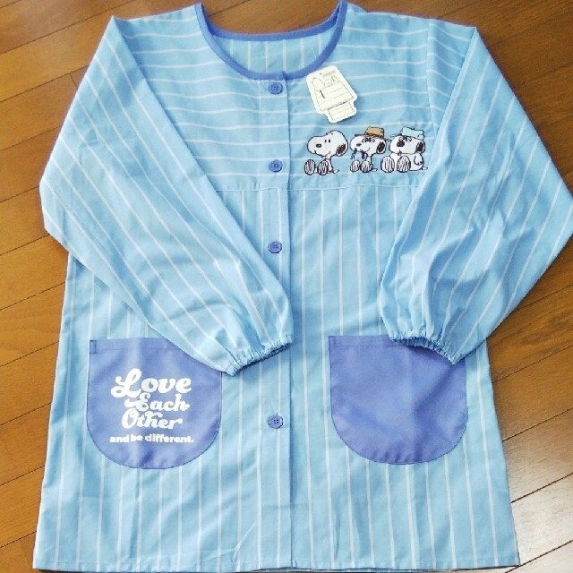 SNOOPY - 保育士 スモック スヌーピーの通販 by プロフィール必読
