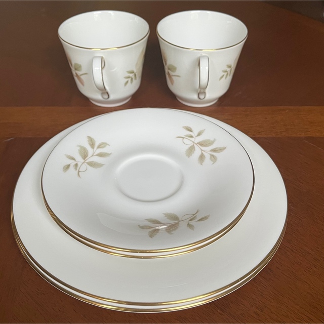 Royal Doulton - 【美品】ロイヤルドルトン☆ヨークシャーローズ