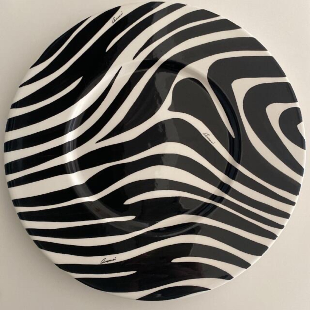 GUCCI - 【希少レア柄】新品未使用 グッチ ゼブラ 大皿 食器 プレート