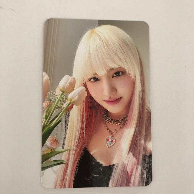 IVE リズ❣️ LOVEDIVE トレカの通販 by M❣️ive ｜ラクマ