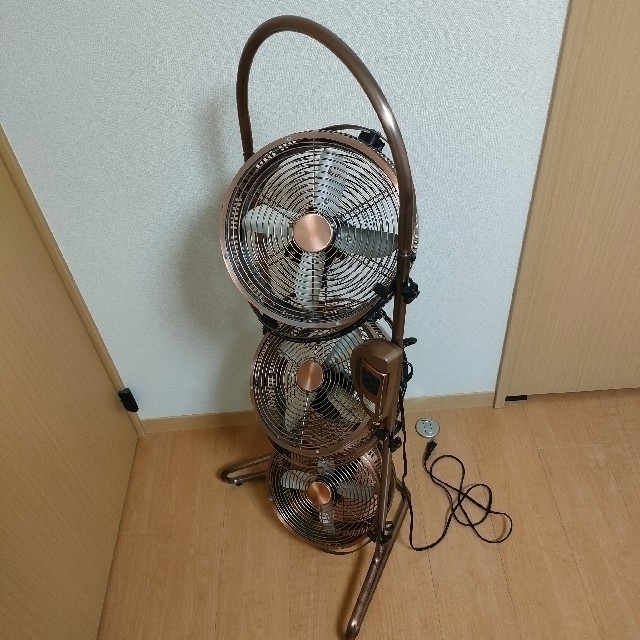 ドウシシャ - 【カズオ様専用】ドウシシャ 3連タワー型メタル扇風機の