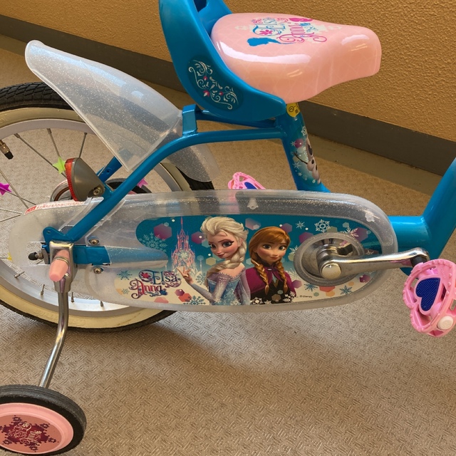 アナ雪 自転車 16インチ 子供 アナと雪の女王の通販 by たこ焼きのお店