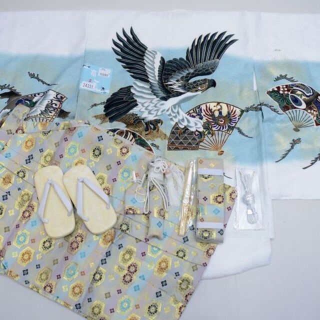 七五三 五歳 男児 羽織袴フルセット 着物 豪華絢爛 白地 紋袴 NO24331