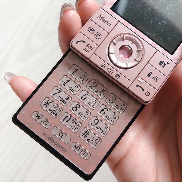ドコモ F-04C LOVE SWEET PINK Pinky Girlsの通販 by yuu's shop｜ラクマ