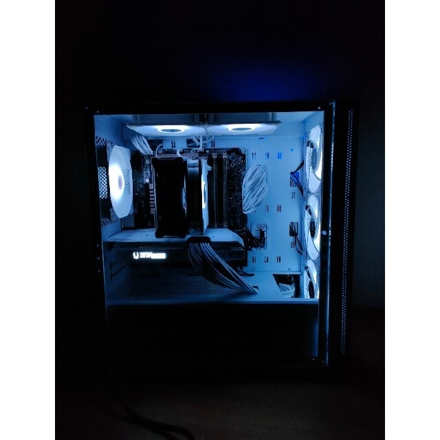 Rtx3060 自作PC㉕6 白いゲーミングPCの通販 by Mi-Keねこ's shop｜ラクマ