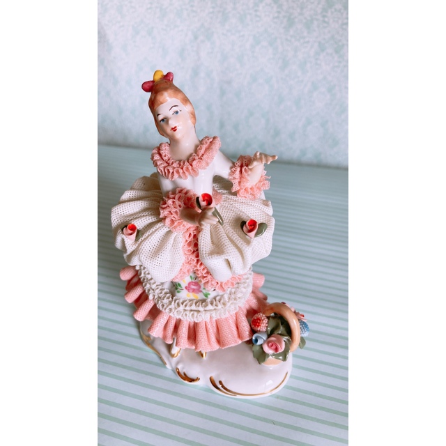 アイリッシュドレスデン 陶器人形 レースドール フィギュリン ドイツの