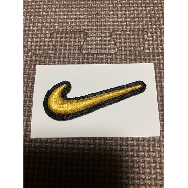グローブ用 ナイキラベル 黒×金の通販 by UNCCP｜ラクマ