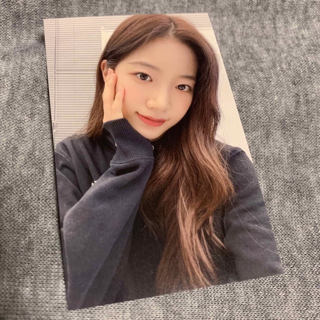 LE SSERAFIM - ルセラフィム LESSERAFIM カズハ KAZUHA ラキドロの通販