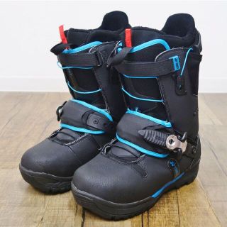 YONEX（ブーツ）のフリマアイテム一覧