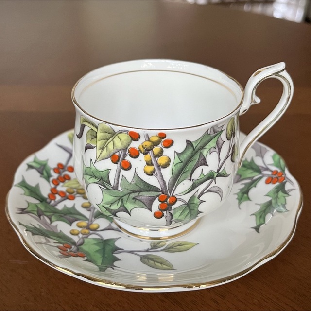 ROYAL ALBERT - 【英国ビンテージ】ロイヤルアルバート☆HOLLY☆ハンド