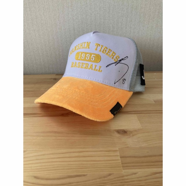 阪神タイガース - 佐藤輝明 サインキャップ 阪神タイガースの通販 by